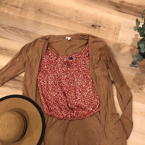 Old Navy Red Floral Blouse Size M - Picture 5 of 7